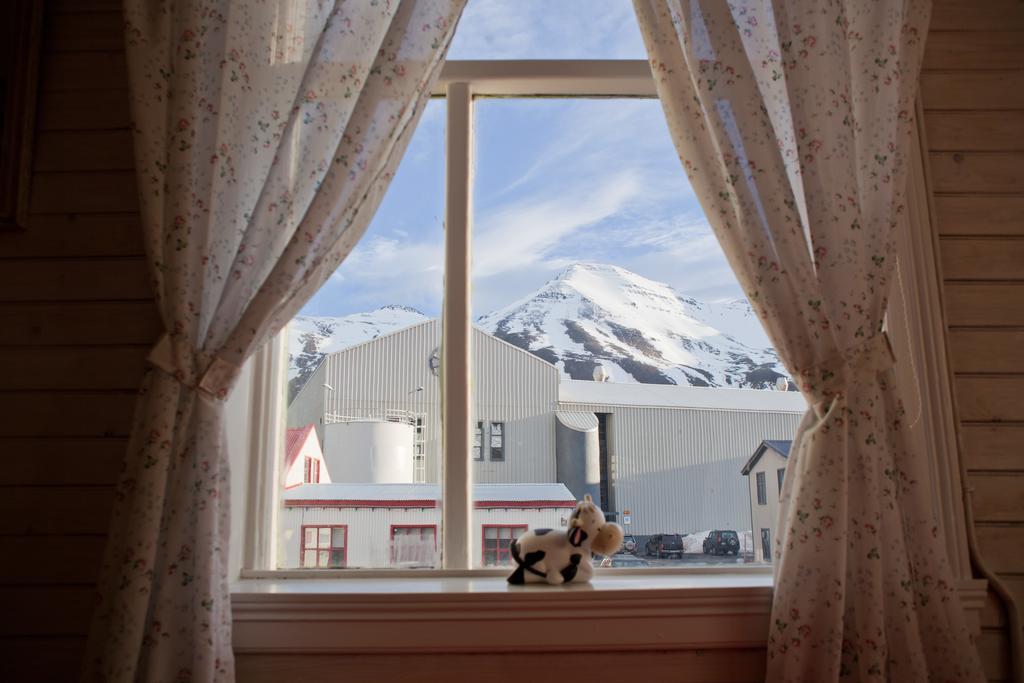 Готель Soffia'S House Siglufjordur Екстер'єр фото